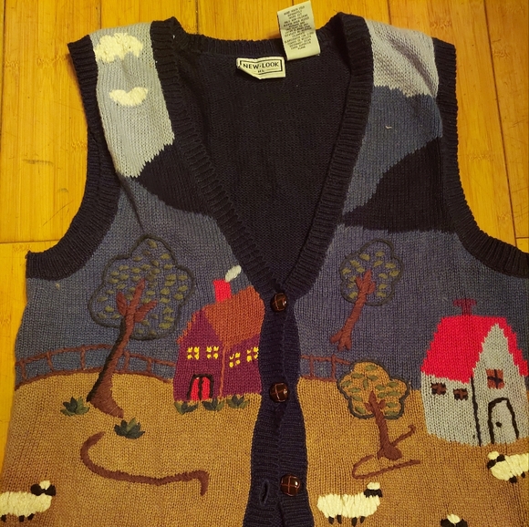 Womens country vest with sheep in fields - Picture 3 of 4